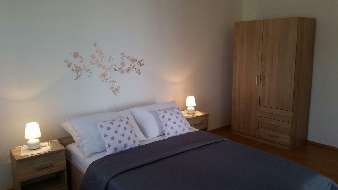 Apartman Ivanica Jezera Εξωτερικό φωτογραφία